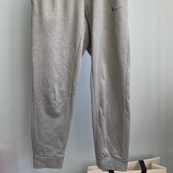 Nike Grey sweatpants for man - Picture 2 of 3